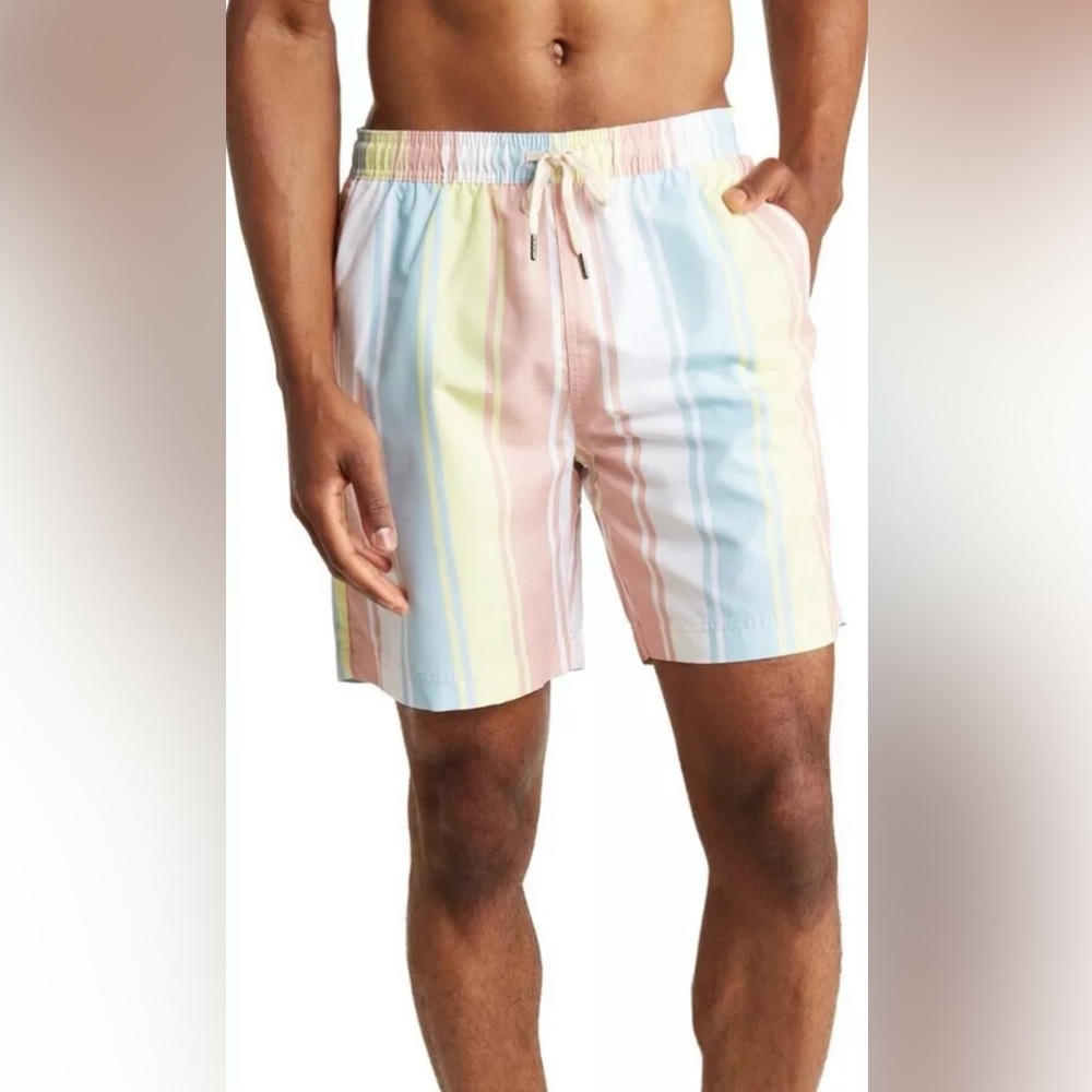 Nordstrom Rack Men’s Swim Trunks Striped Pattern Size XL NWOT